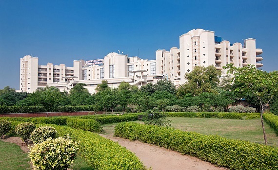 Apollo Hospital Delhi View 2