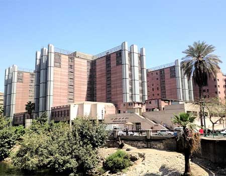 Buildings new kaisr el aini hospital cairo