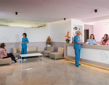 Clinique avicenne hospital tunis reception lounge