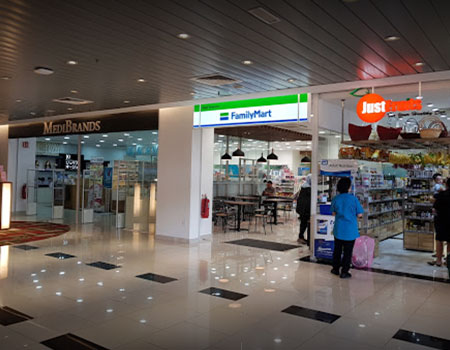 Covenient stores subang jaya medical centre subangjaya