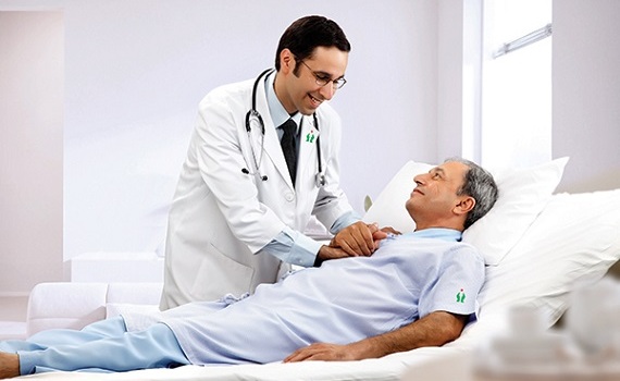 Fortis doctor patient noida