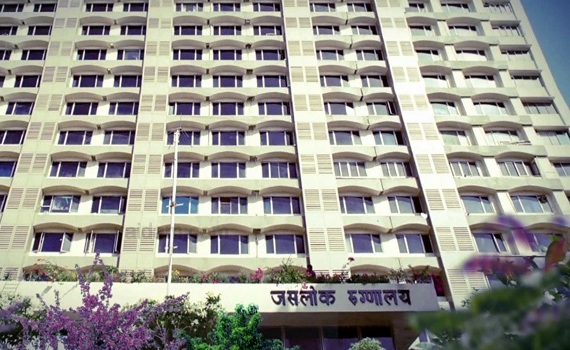 Jaslok facade mumbai hospital 0