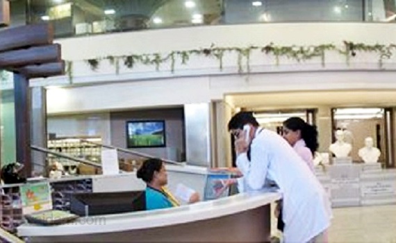 Jaslok hospital reception mumbai 3