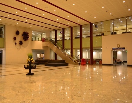 Jaypee hospital noida lobby min