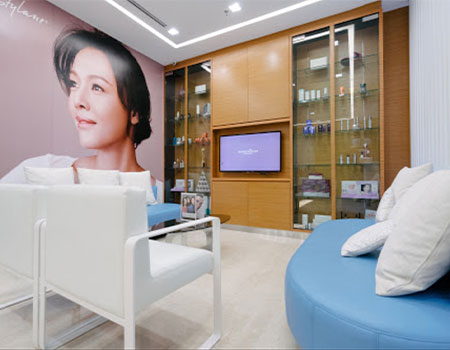 Lounge beverly wilshire damansara clinic petalingjaya