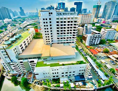 Main building praram 9 hospital bangkok