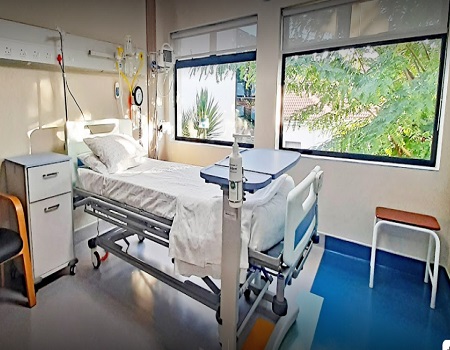 Patient room 8