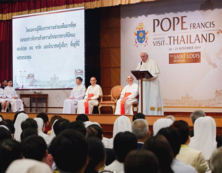 Pope visitation st louis hospital bangkok