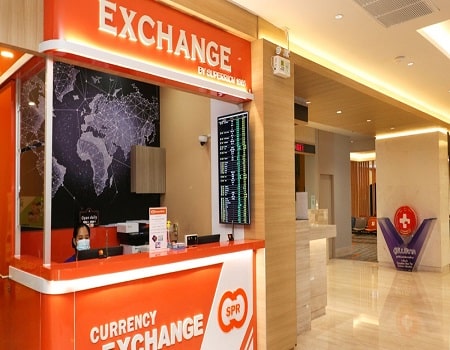 Vejthani hospital currency exchange shop min