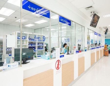 Yanhee hospital international opd pharmacy min